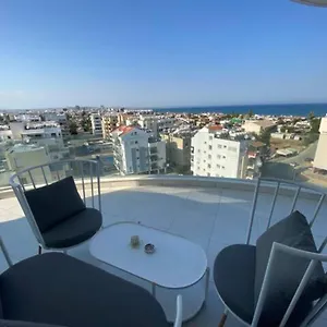 Mckenzie 2 Bedrooms Seaview , Larnaca Cyprus
